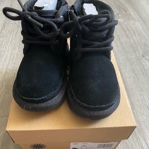 T Neumel II UGG boots- toddler